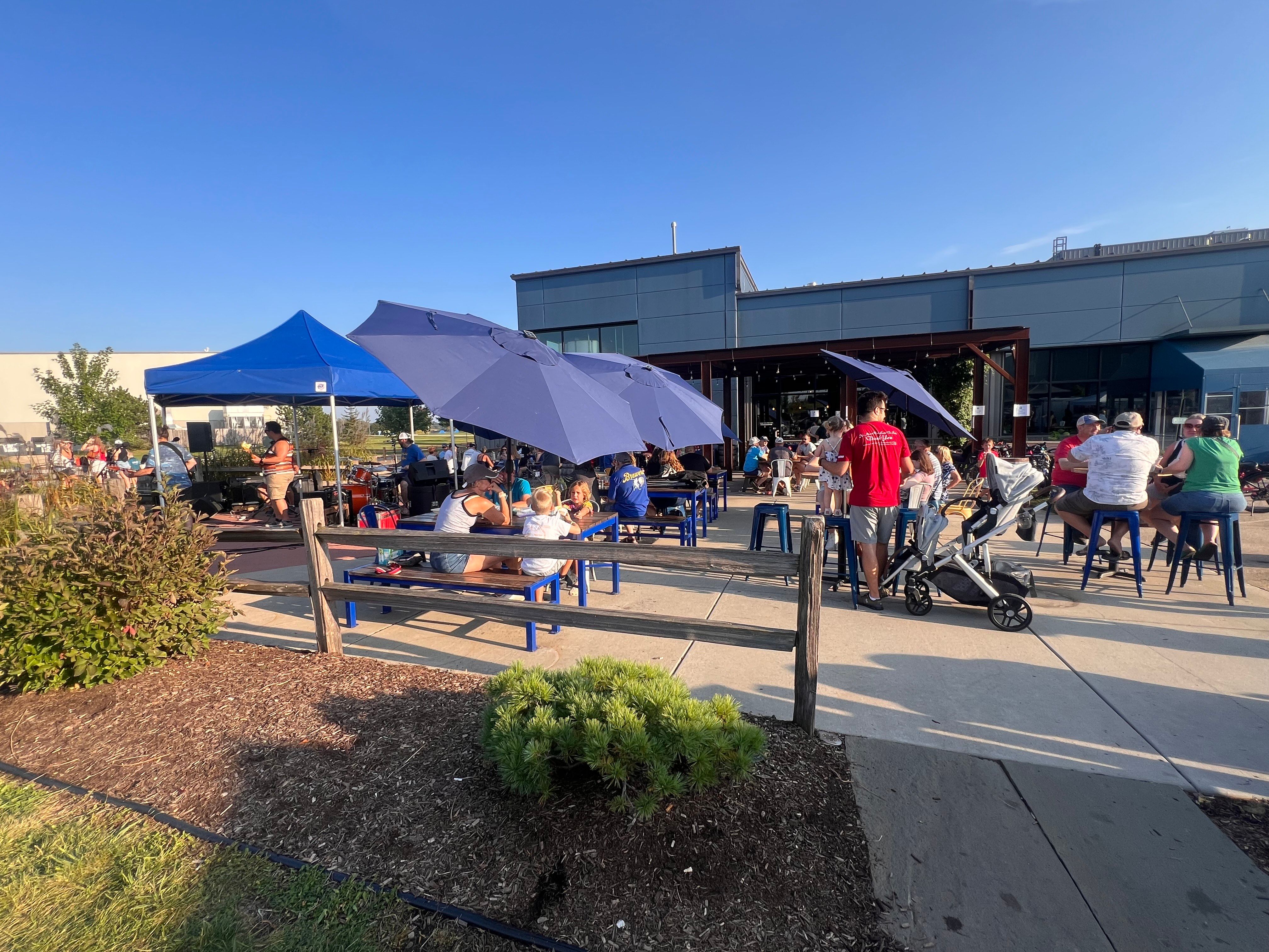 Octopi marks 10th anniversary with community celebration